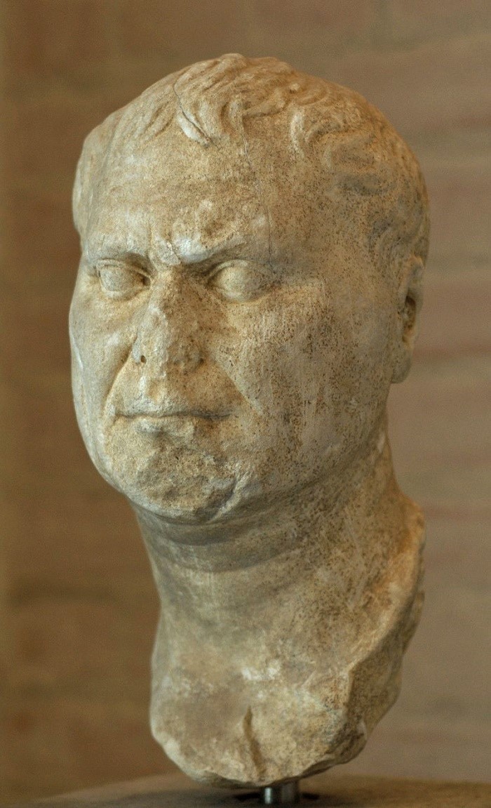 Tämän patsaan arvellaan esittävän Augustuksen isää Gaius Octaviusta. Glyptotek-museo. Valokuva: Wikipedia.