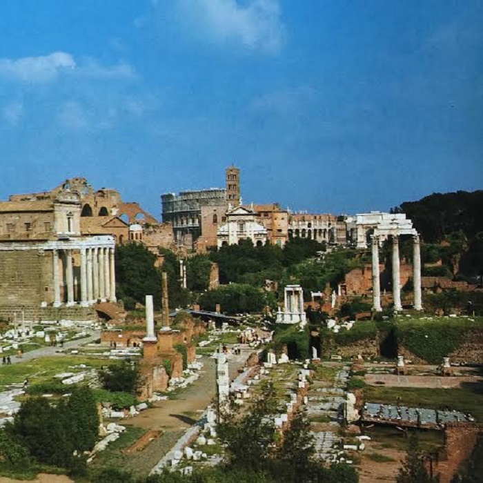 Näkymä Forum Romanumille