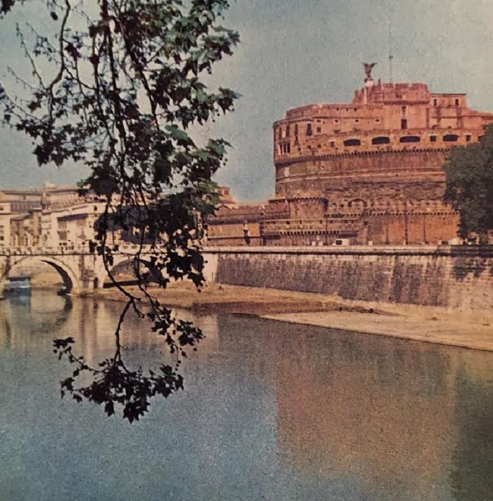 Tämä vanha valokuva on peräisin isäni arkistoista. Kuva on luultavasti peräisin vuodelta 1964.