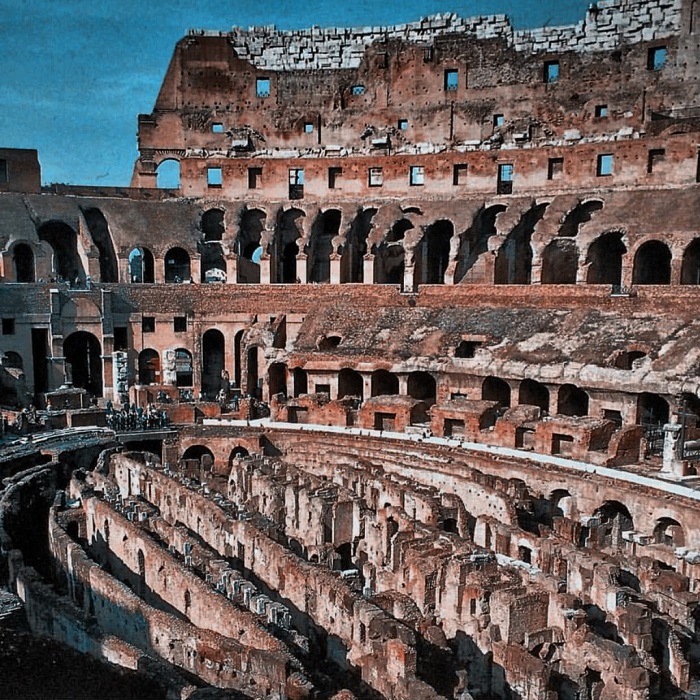 Colosseum sisältä
